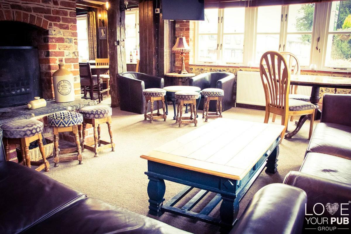 The Rising Sun Inn Waterlooville Eksteriør bilde