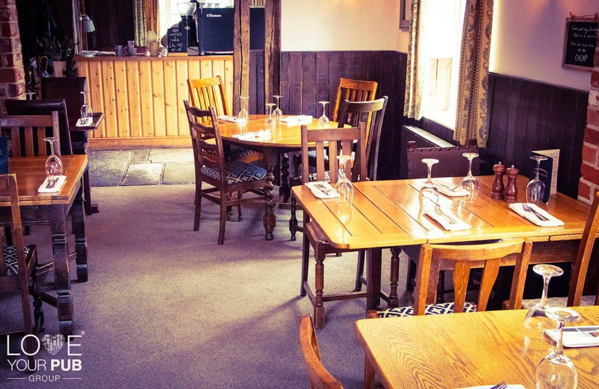 The Rising Sun Inn Waterlooville Eksteriør bilde