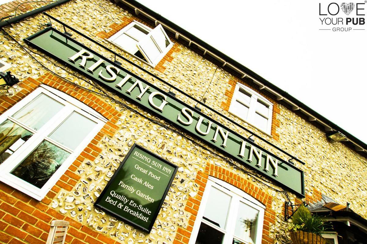 The Rising Sun Inn Waterlooville Eksteriør bilde